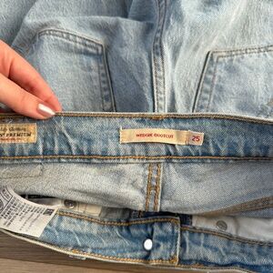Levi Bootcut Wedgie